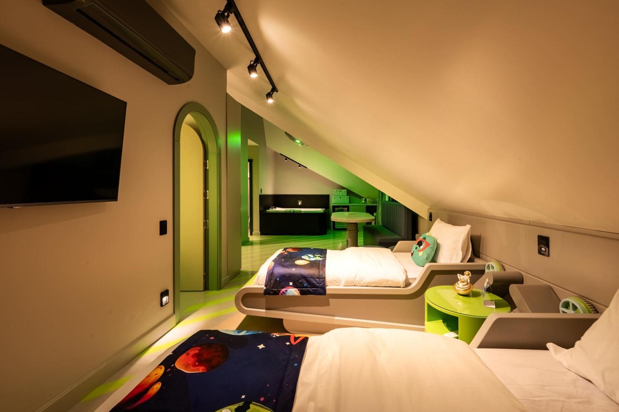 Mundo Criamigos Hotel Грамаду Екстериор снимка