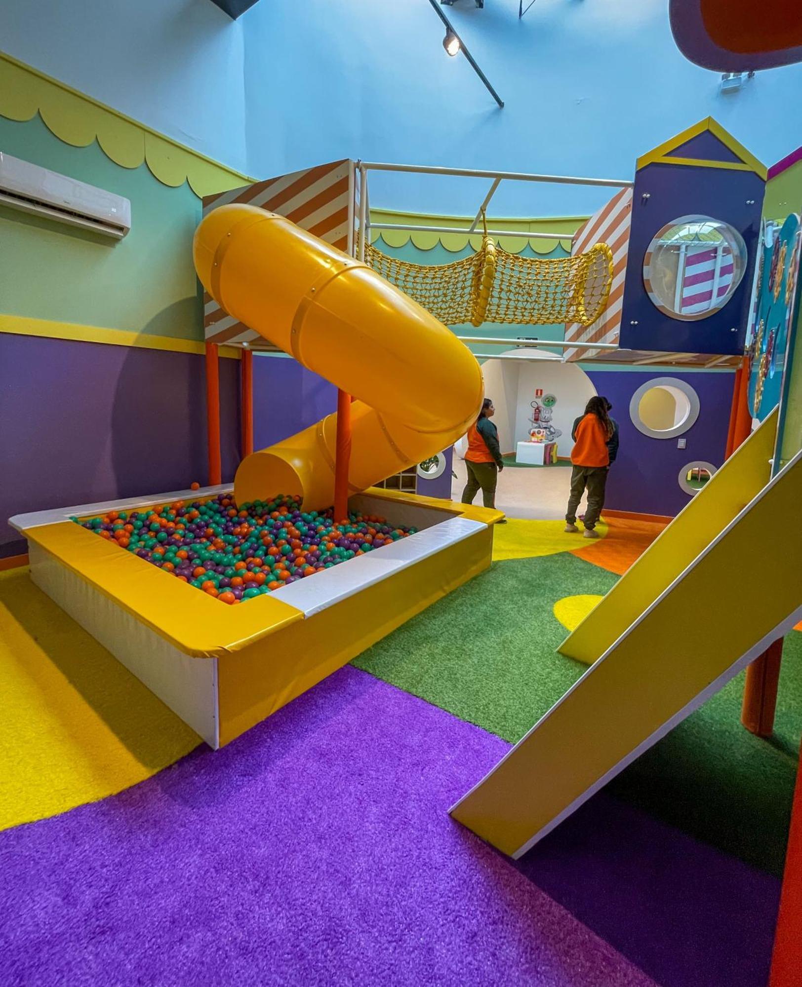 Mundo Criamigos Hotel Грамаду Екстериор снимка